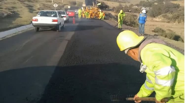 SICT presenta programa 'Bachetón'; la meta, atender 44 mil 600 kilómetros de carreteras federales