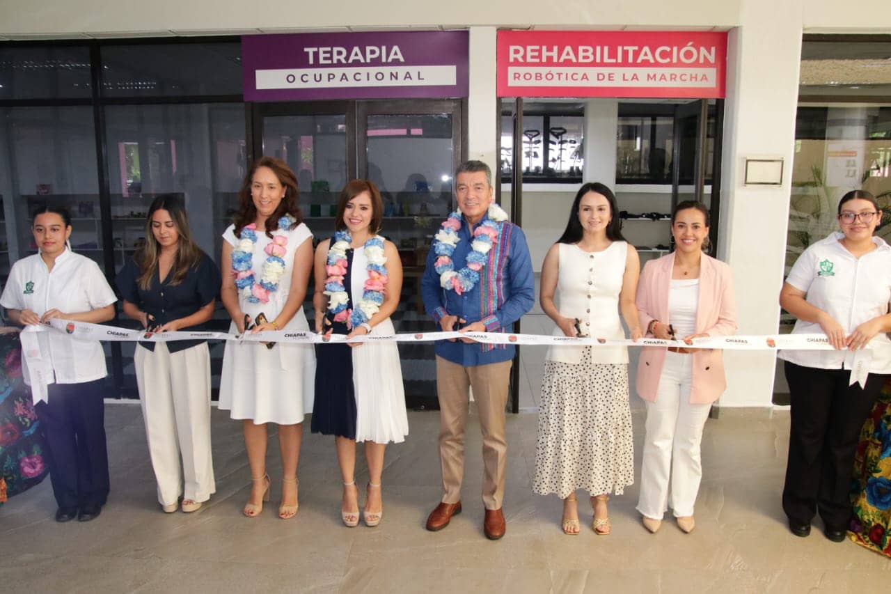 Rutilio Escandón inaugura Áreas Terapéuticas de Alta Tecnología en el DIF Chiapas