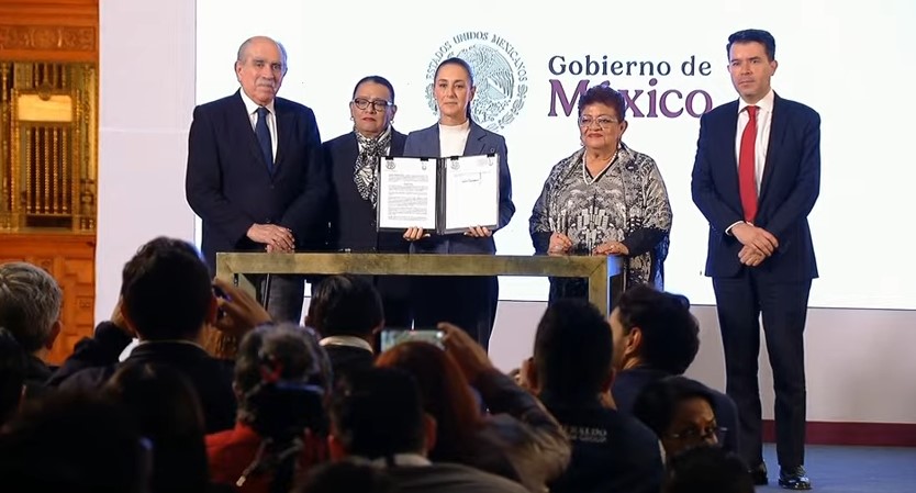 Gobierno de Sheinbaum firma acuerdo de no repetición y ofrece disculpa pública por matanza del 68