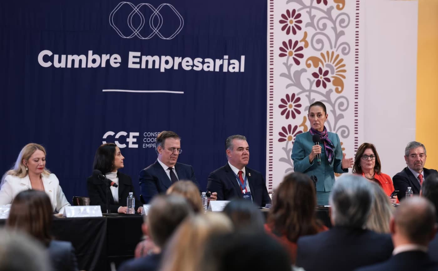 Sheinbaum anuncia inversión de 20 mil mdd en México tras reunión con empresarios de EU