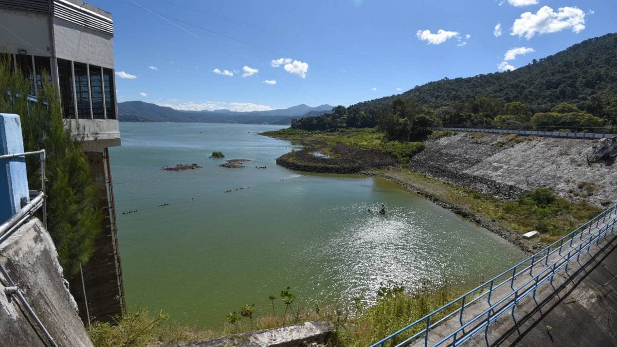 Sistema Cutzamala está al 66%; suben niveles de 210 presas del país por lluvias