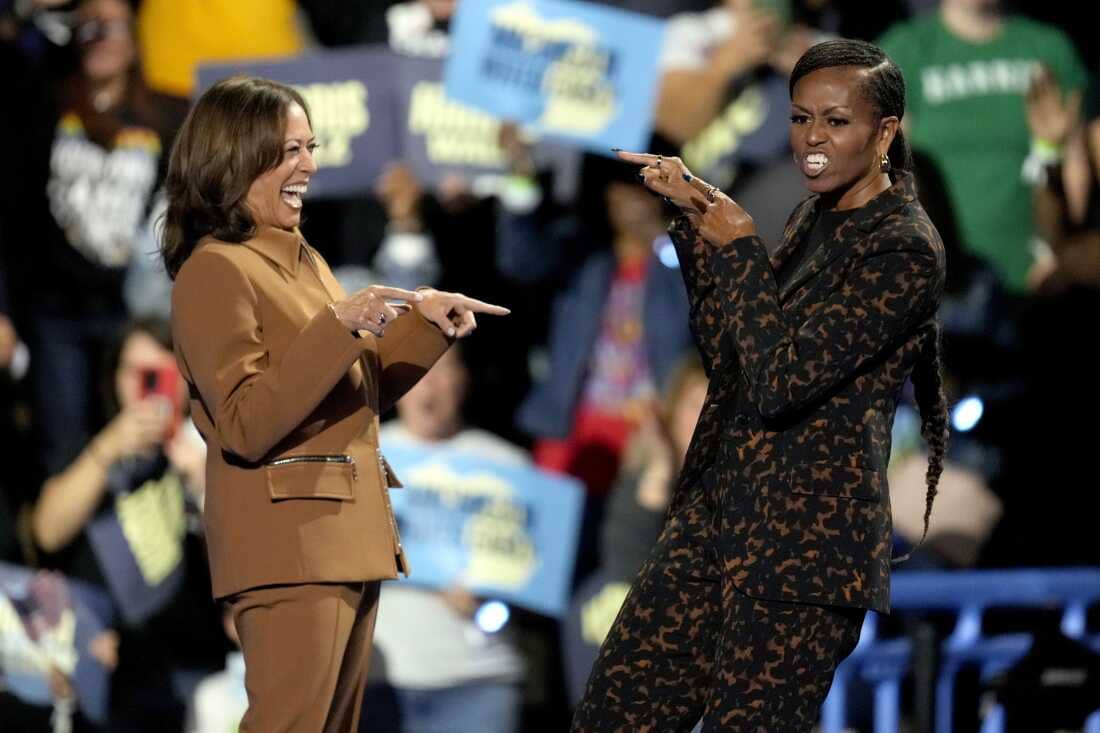 Kamala Harris aparece con Michelle Obama en mitin de Michigan; “vamos a ganar”, afirma