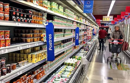 Inflación baja en Argentina, pero también se reduce el consumo