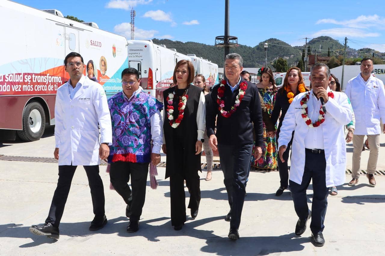 Rutilio Escandón arranca Campaña de Detección de Agudeza Visual y entrega ayudas funcionales