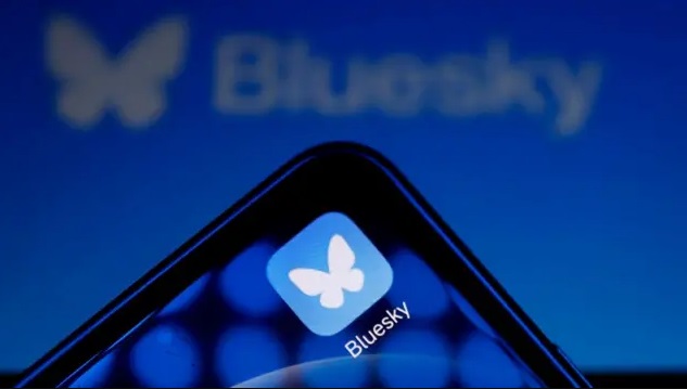 Bluesky alcanza 20 millones de usuarios en medio de fuga masiva de X; consideran la red de Elon Musk “máquina de desinformación"