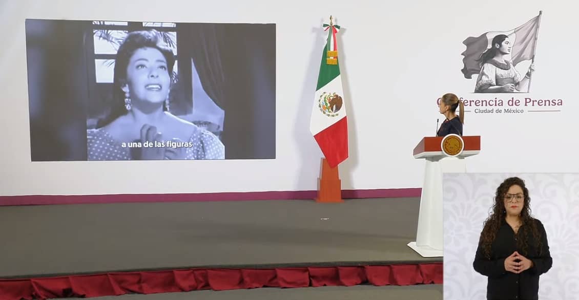 Sheinbaum realiza homenaje en la mañanera a Silvia Pinal; manda condolencias a su familia