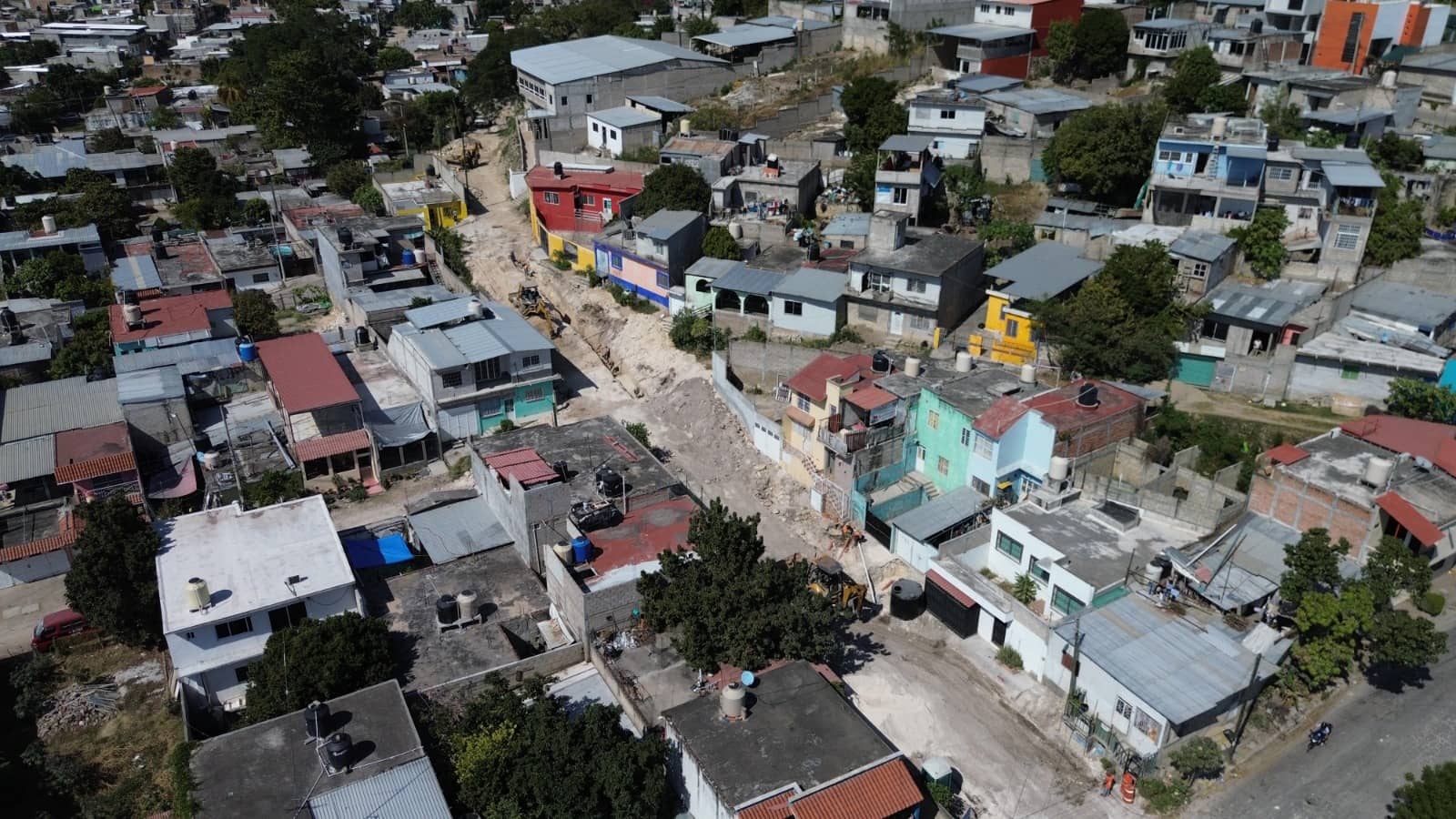 Cada obra iniciada es supervisada: Angel Torres, desde la colonia 12 de Noviembre