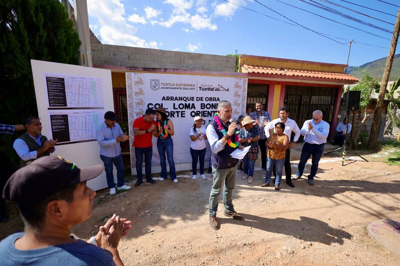 Obras integrales beneficiarán a familias de Loma Bonita: Angel Torres