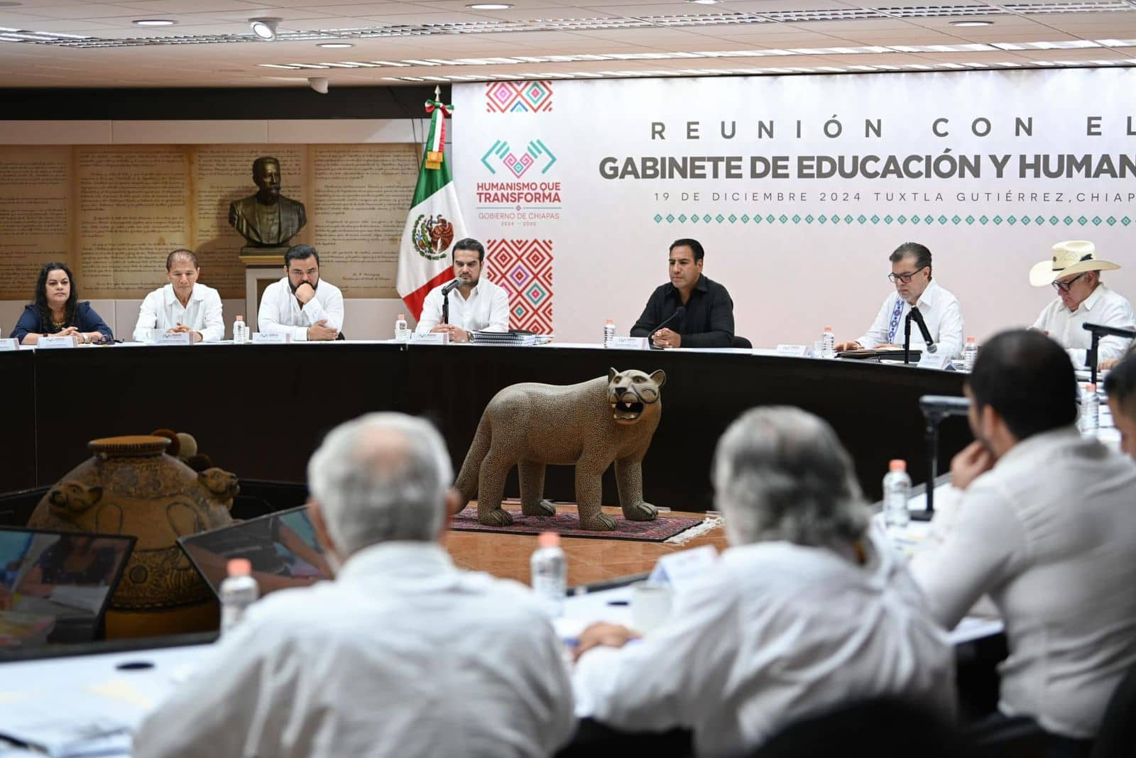 Convoca Eduardo Ramírez a trabajar con humanismo para acabar con el analfabetismo en Chiapas