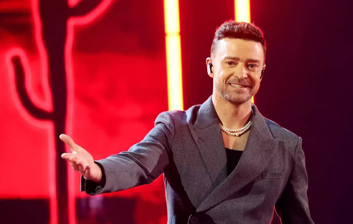 Justin Timberlake sufre bochornoso accidente a causa de su vestuario en pleno concierto