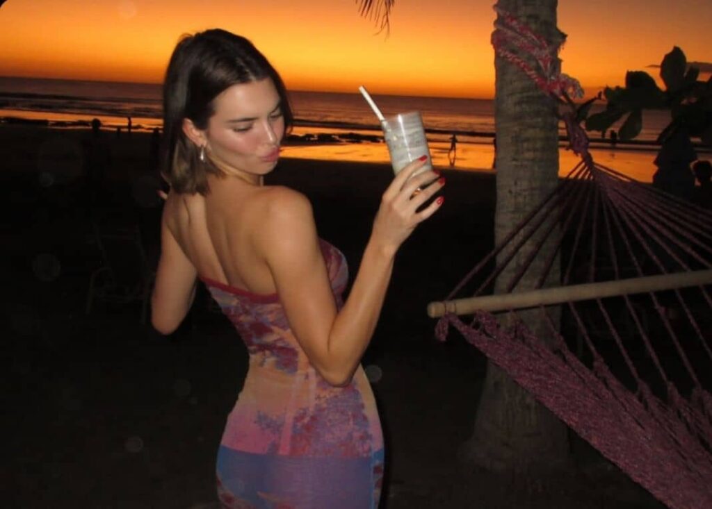 KENDALL JENNER EN COSTA RICA 1