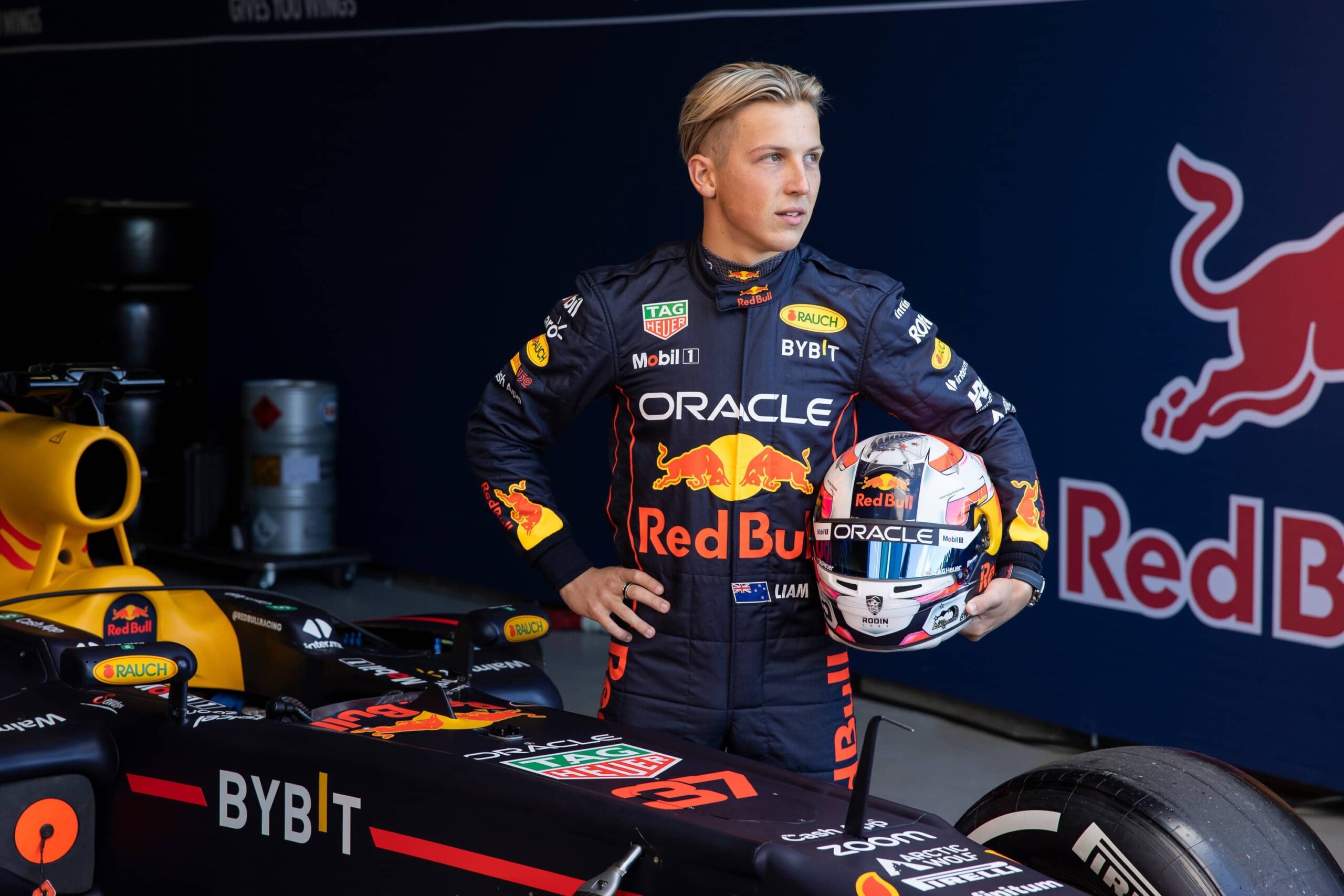 Red Bull confirma a Liam Lawson como remplazo de Checo Pérez; "Es el sueño de mi vida"