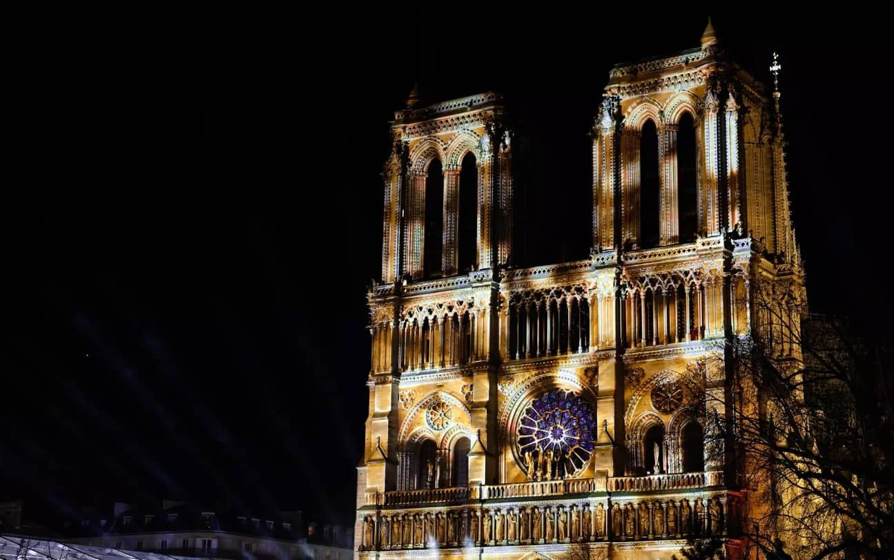 Paso a paso, cómo fue la reconstrucción de la catedral de Notre Dame