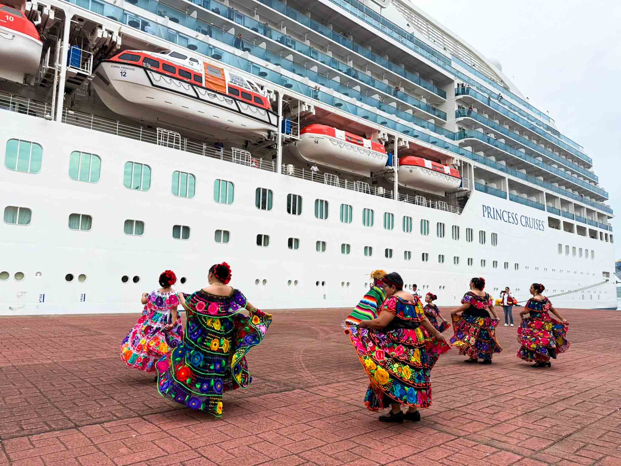 Puerto Chiapas cierra exitosamente la temporada de cruceros 2024, con la llegada del Coral Princess