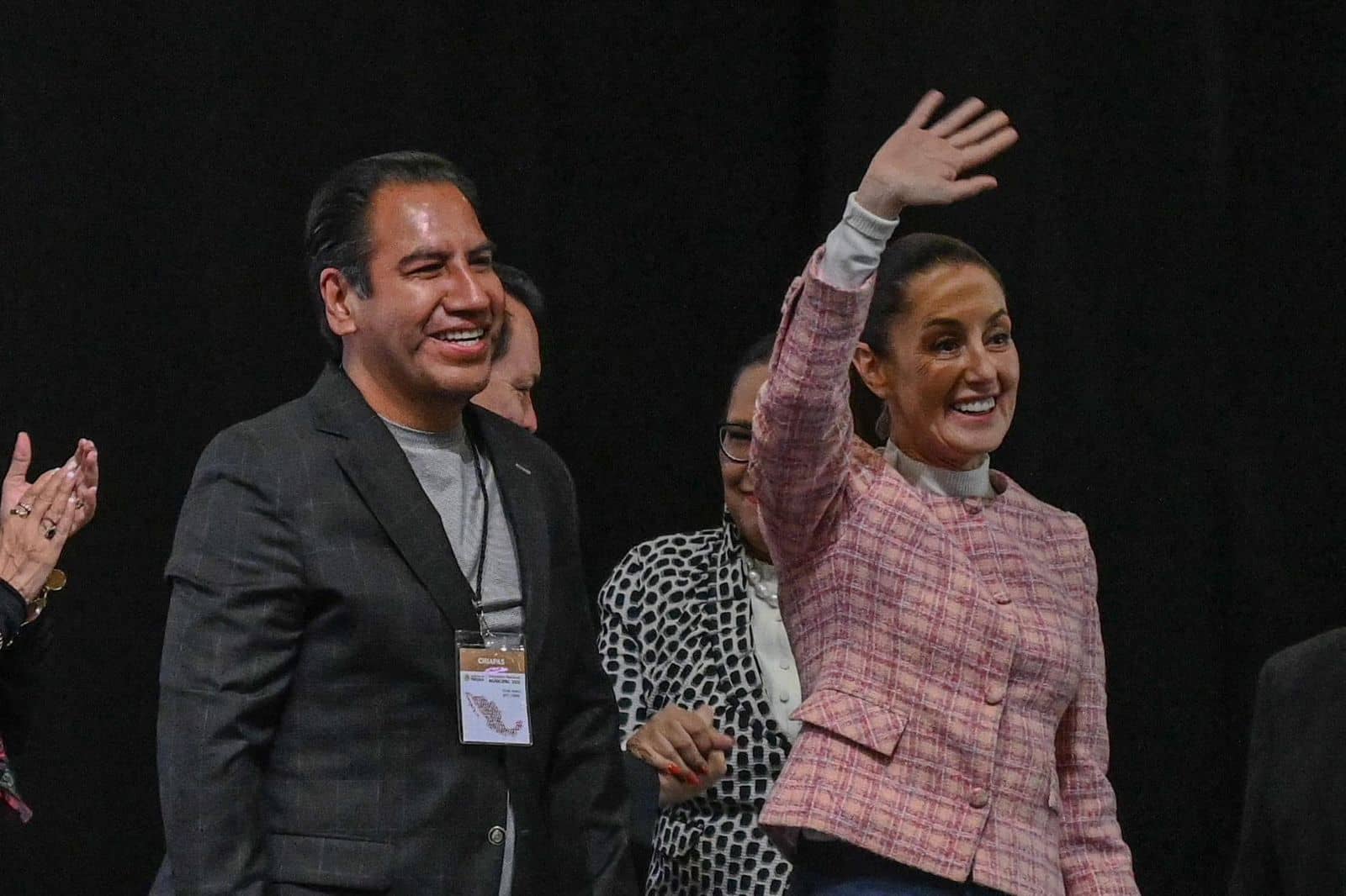 Eduardo Ramírez asiste al Encuentro Nacional Municipal, encabezado por la presidenta Claudia Sheinbaum