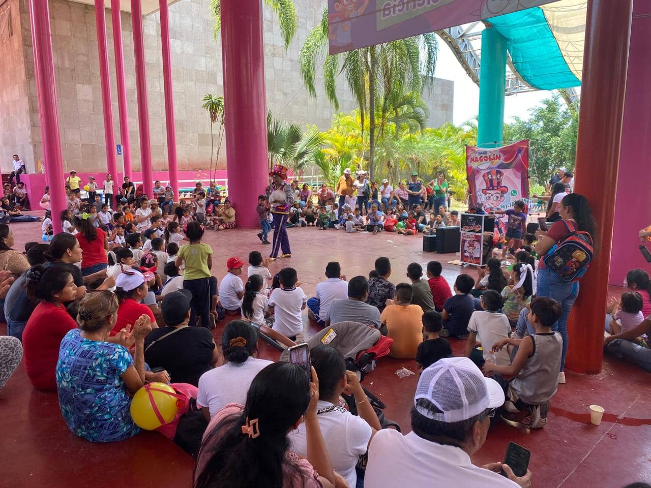 MUCH recibe a 4 mil 500 personas en la Gran Fiesta de la Ciencia