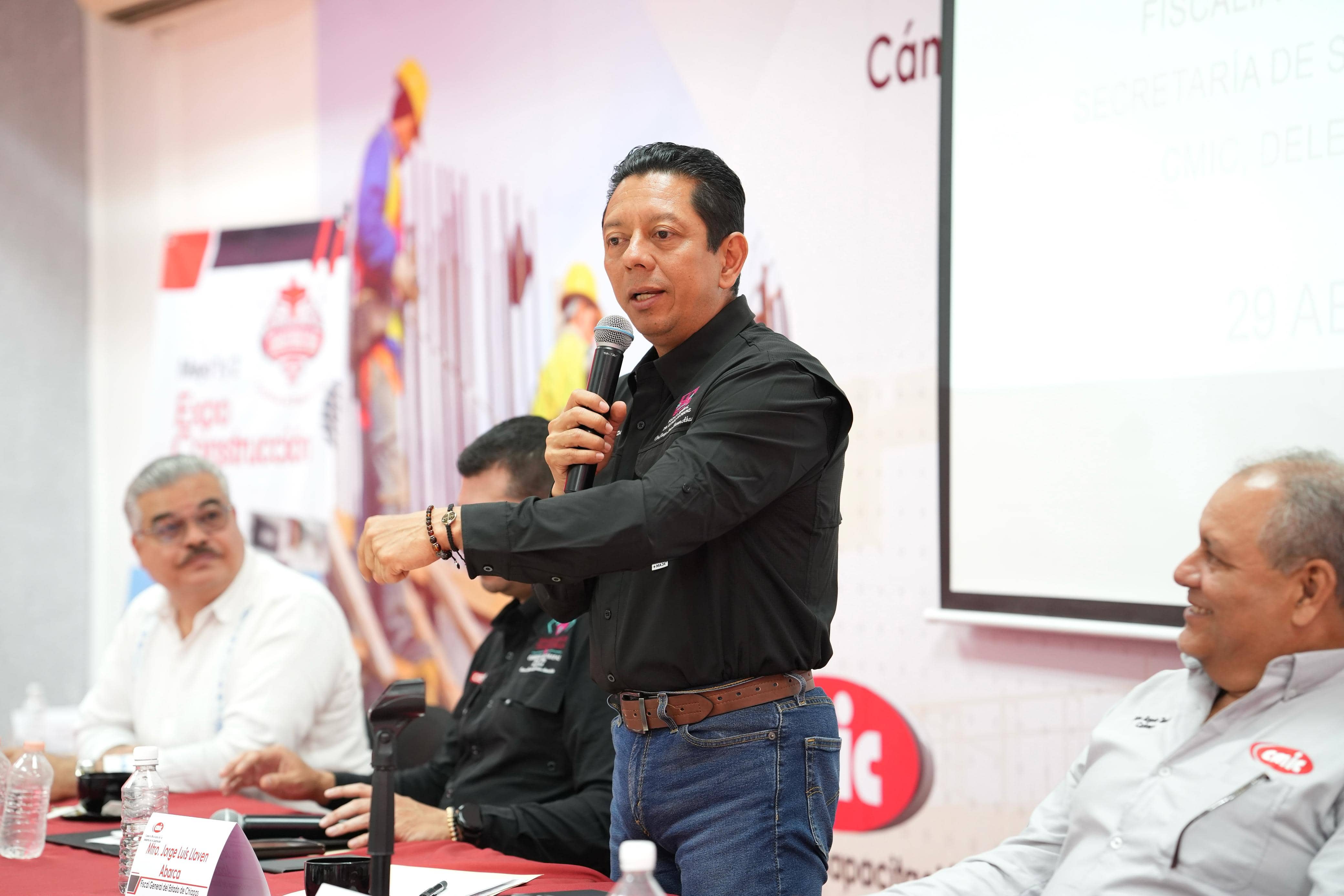 LLAVEN Y LA CMIC 4 1