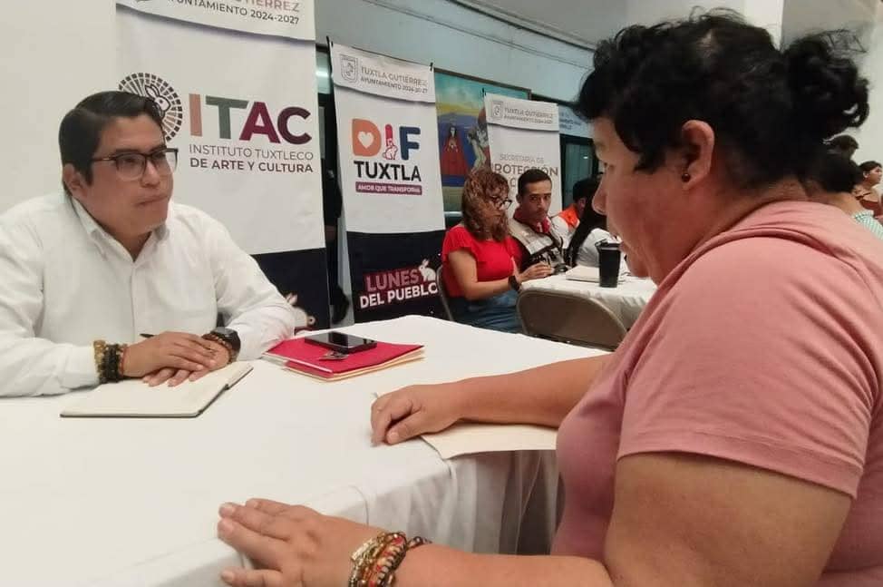 AT LUNES DEL PUEBLO 3 1