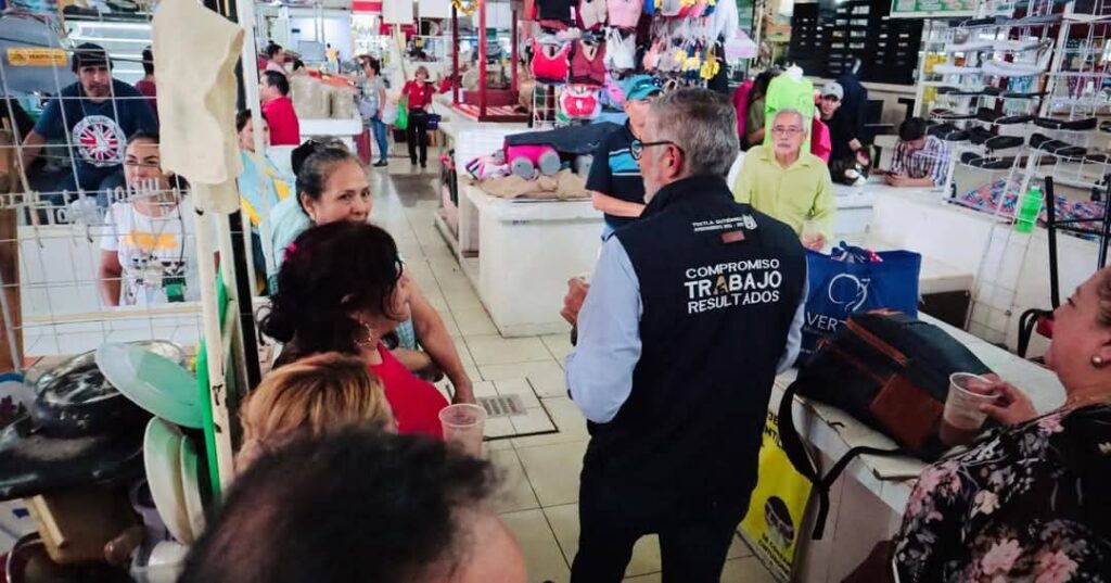 AT MERCADO PASCACIO GAMBOA 2 1