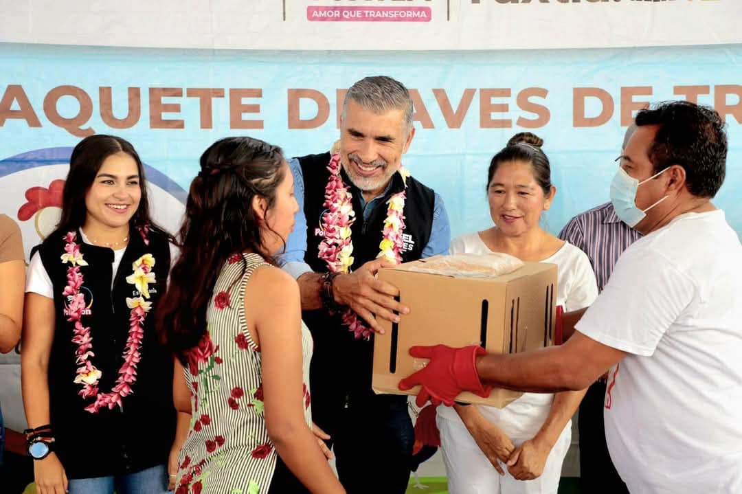Programa Pollotón beneficia con 5,490 aves de traspatio a mujeres del Ejido El Jobo