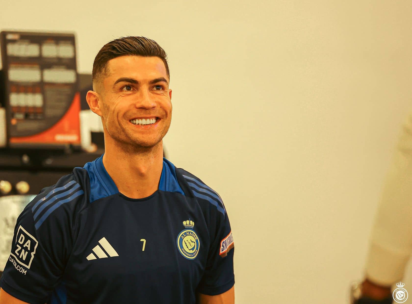 ¡Cristiano Ronaldo desvela que puede jugar 10 años más… por su edad real!