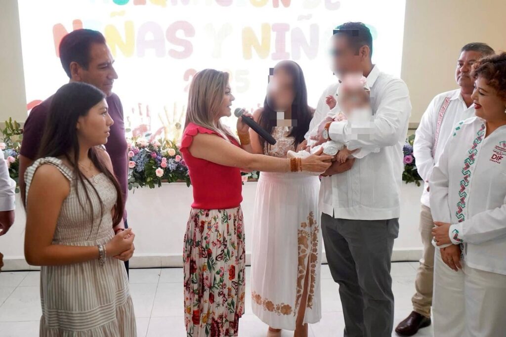ERA ADOPCIONES DIA DE LA MADRE 3 1
