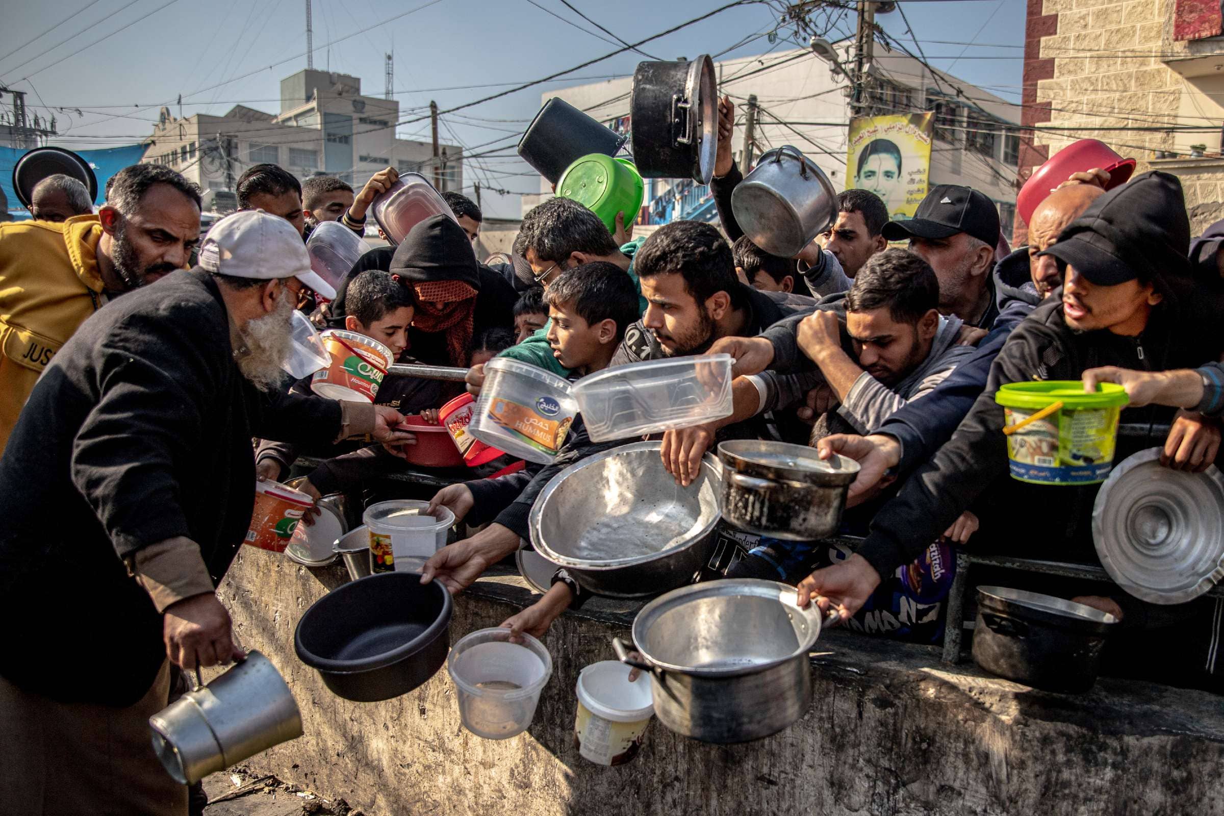 Casi medio millón de personas en Gaza se enfrentan a una hambruna catastrófica