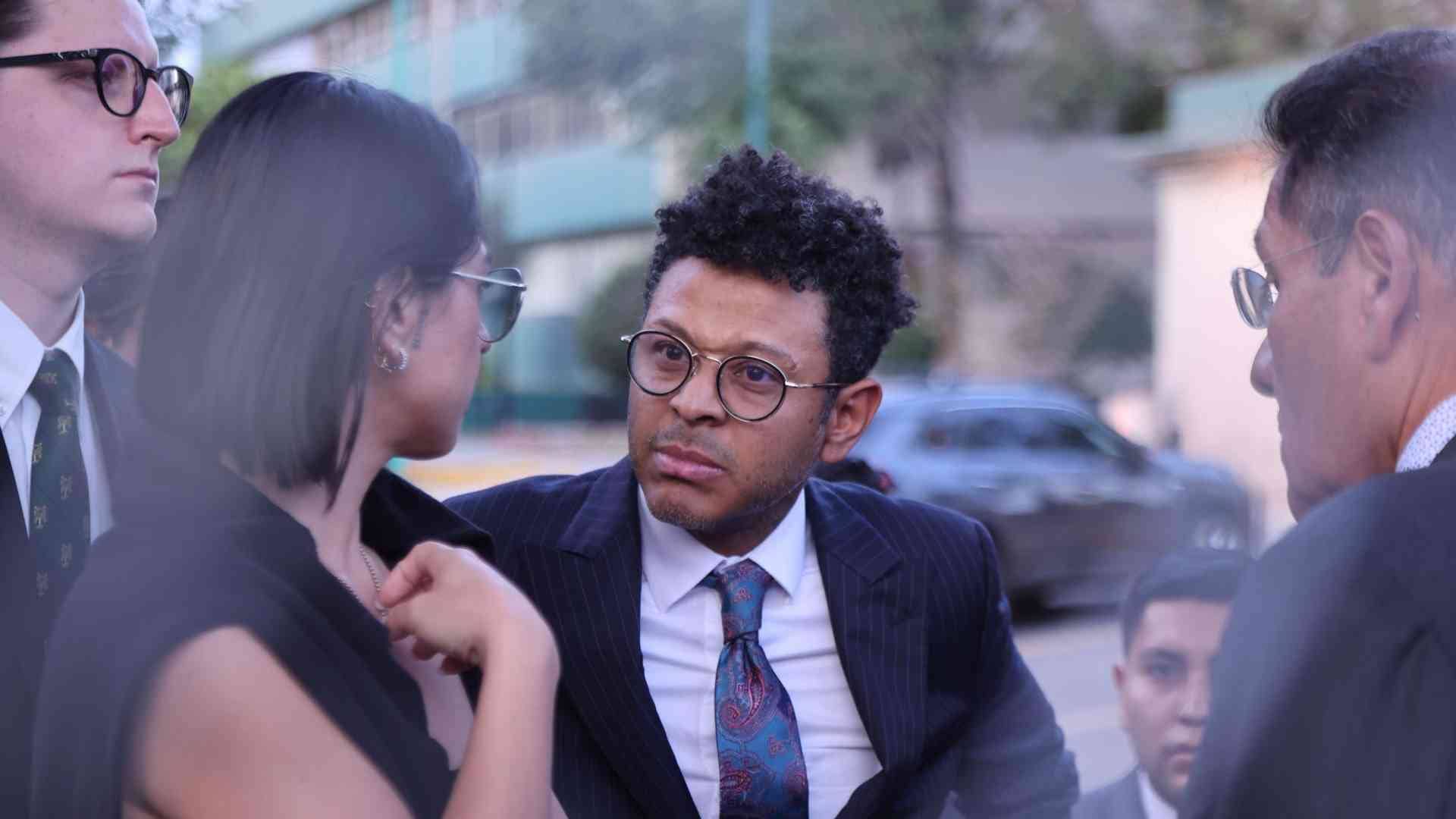 Kalimba asiste a audiencia en Reclusorio Oriente tras denuncia por abuso sexual de Melissa Galindo