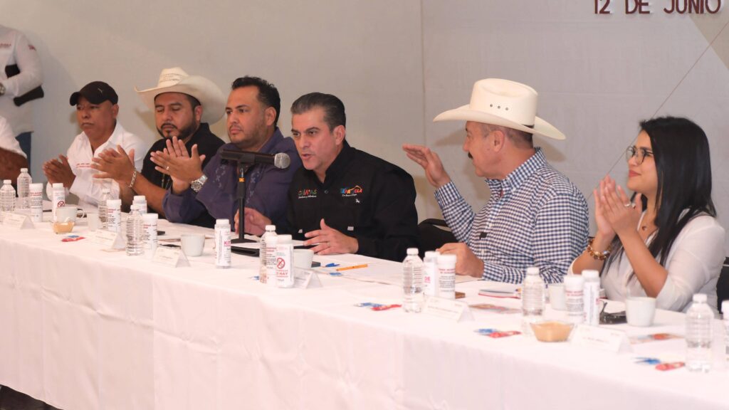AGUIAR CONGRESO SOCONUSCO 4 1