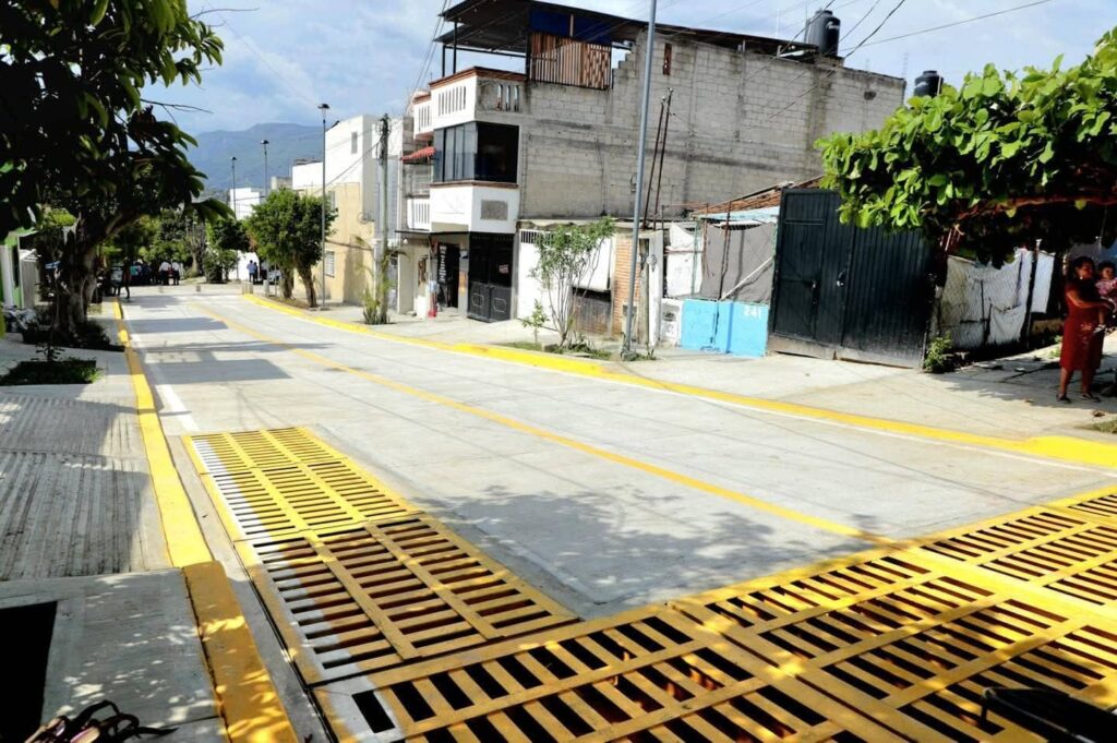 AT CALLES FELICES 1 1 1