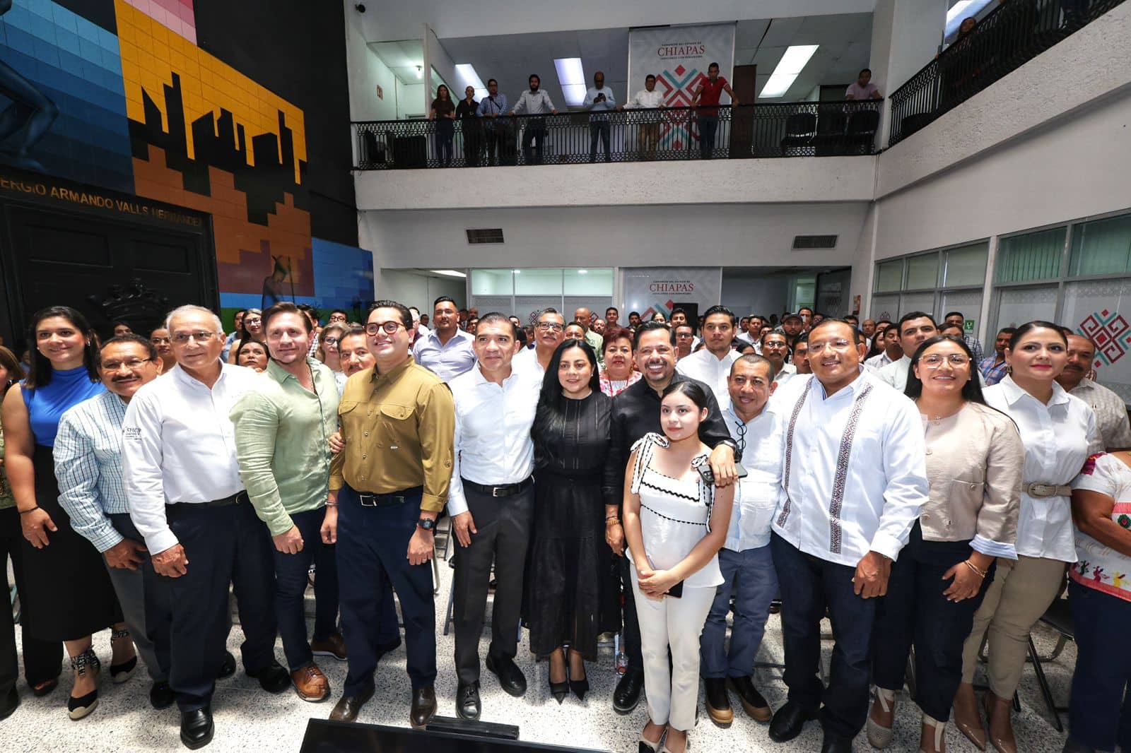 Imparten curso a presidentes y presidentas municipales para gestión de recursos