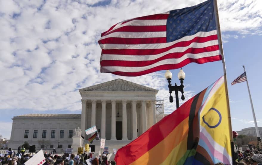 Corte Suprema de EU ratifica ley que prohíbe transición de género para menores