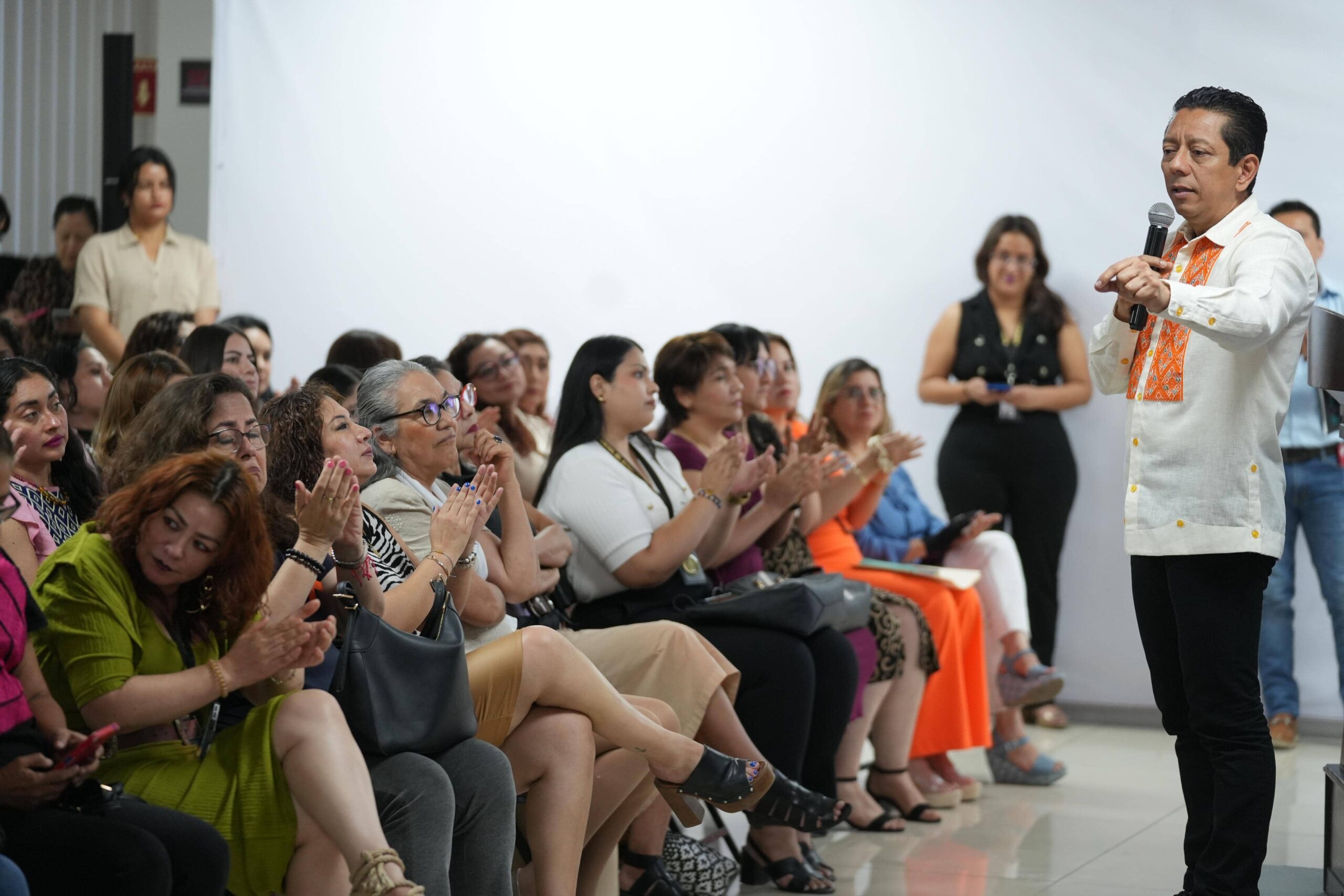 No negamos los problemas, los enfrentamos, atendemos y resolvemos: Jorge Llaven