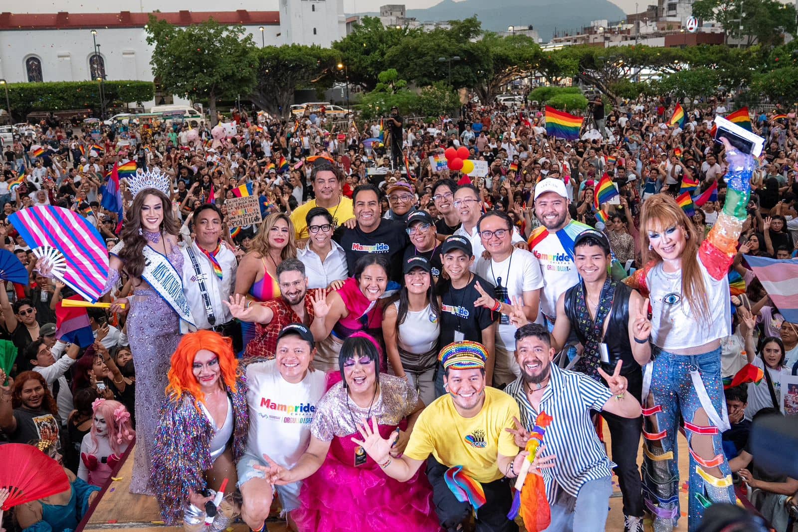 Eduardo Ramírez se compromete a caminar con la comunidad LGBTQ+ en Chiapas