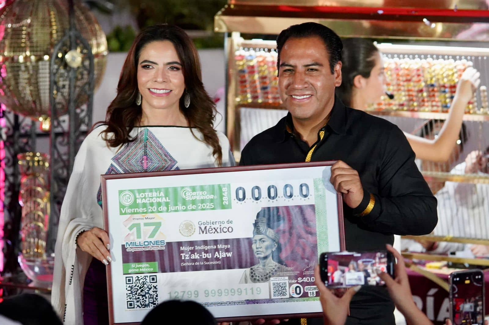 Gobierno de Chiapas y Lotería Nacional dignifican legado de la Reina Roja desde Palenque con Sorteo Superior