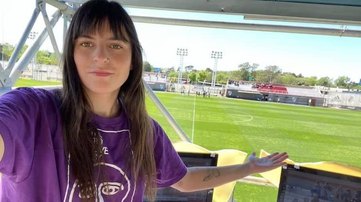 Lola del Carril, la voz que rompió barreras en el futbol