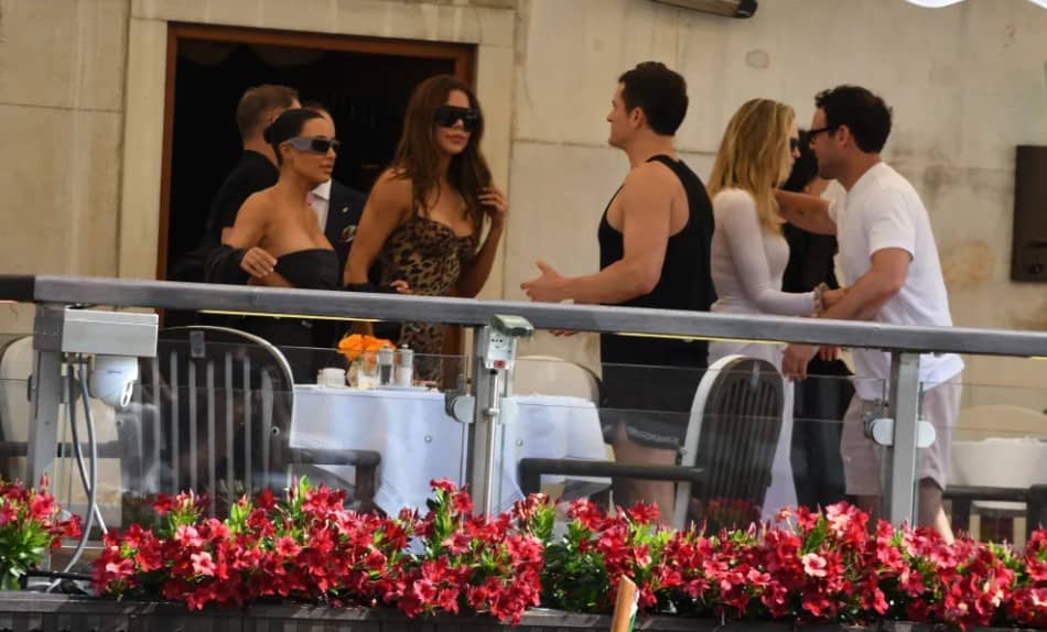 El nuevo soltero, Orlando Bloom aparece para la boda de Jeff Bezos y Lauren Sanchez en Venecia