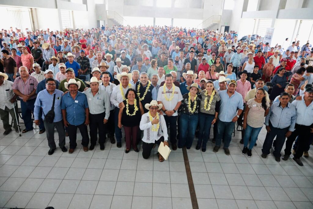 Nunca más sin atención a los ejidos de Tuxtla: Angel Torres 1 ANGEL TORRES ATENCION A EJIDOS 1 1