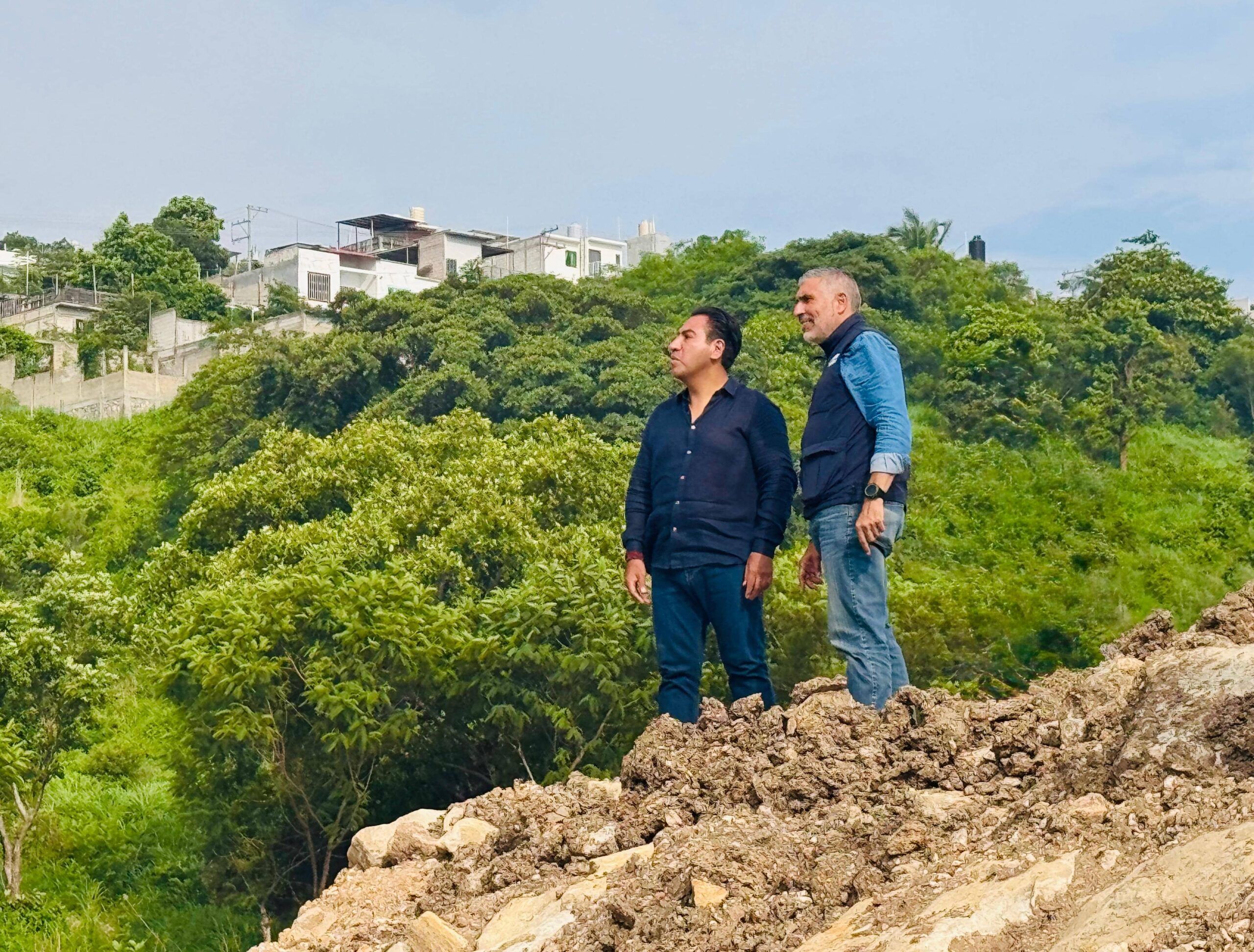 Supervisa Eduardo Ramírez y Angel Torres la construcción del “Parque Ecológico de la Chiapanequidad Coyatoc”
