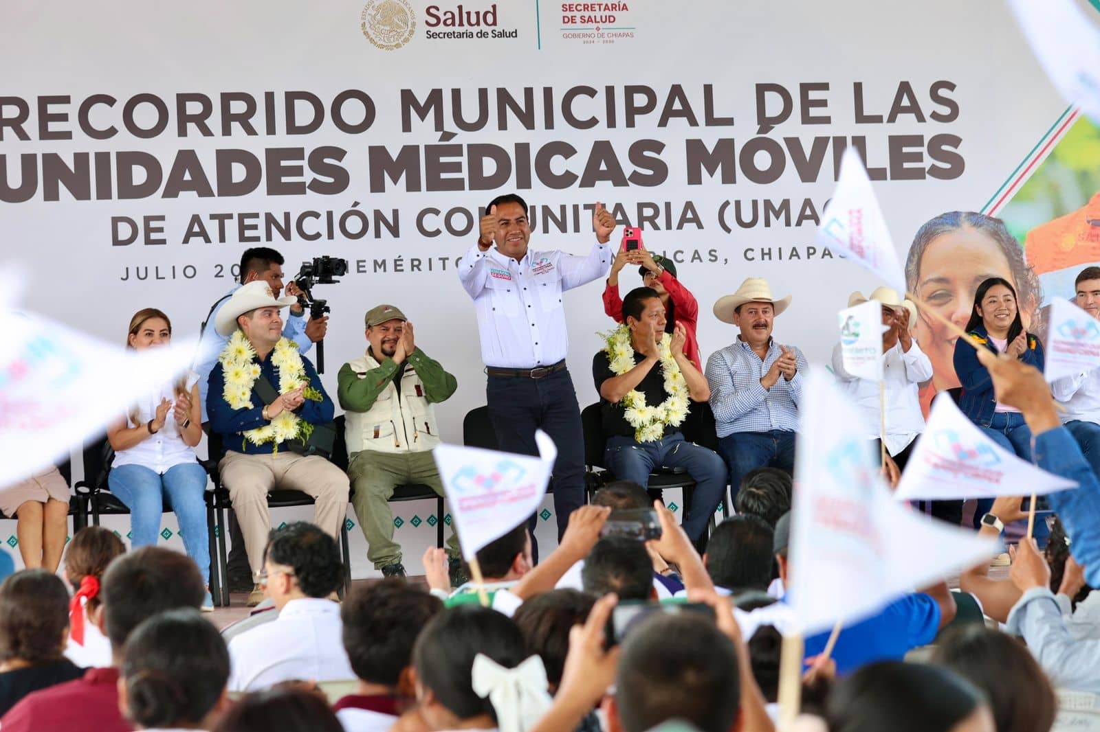 Eduardo Ramírez se compromete con el bienestar y desarrollo de Benemérito de las Américas