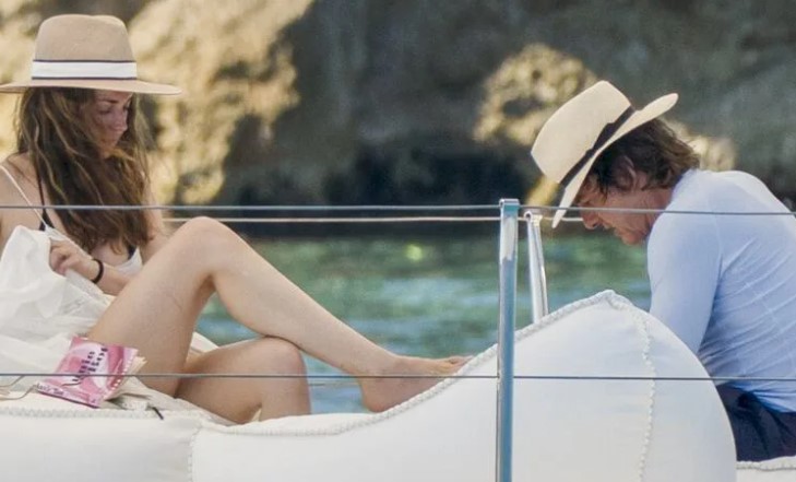 Tom Cruise y Ana de Armas, atrapados de nuevo viajando juntos: las fotos en Londres tras el yate de Menorca