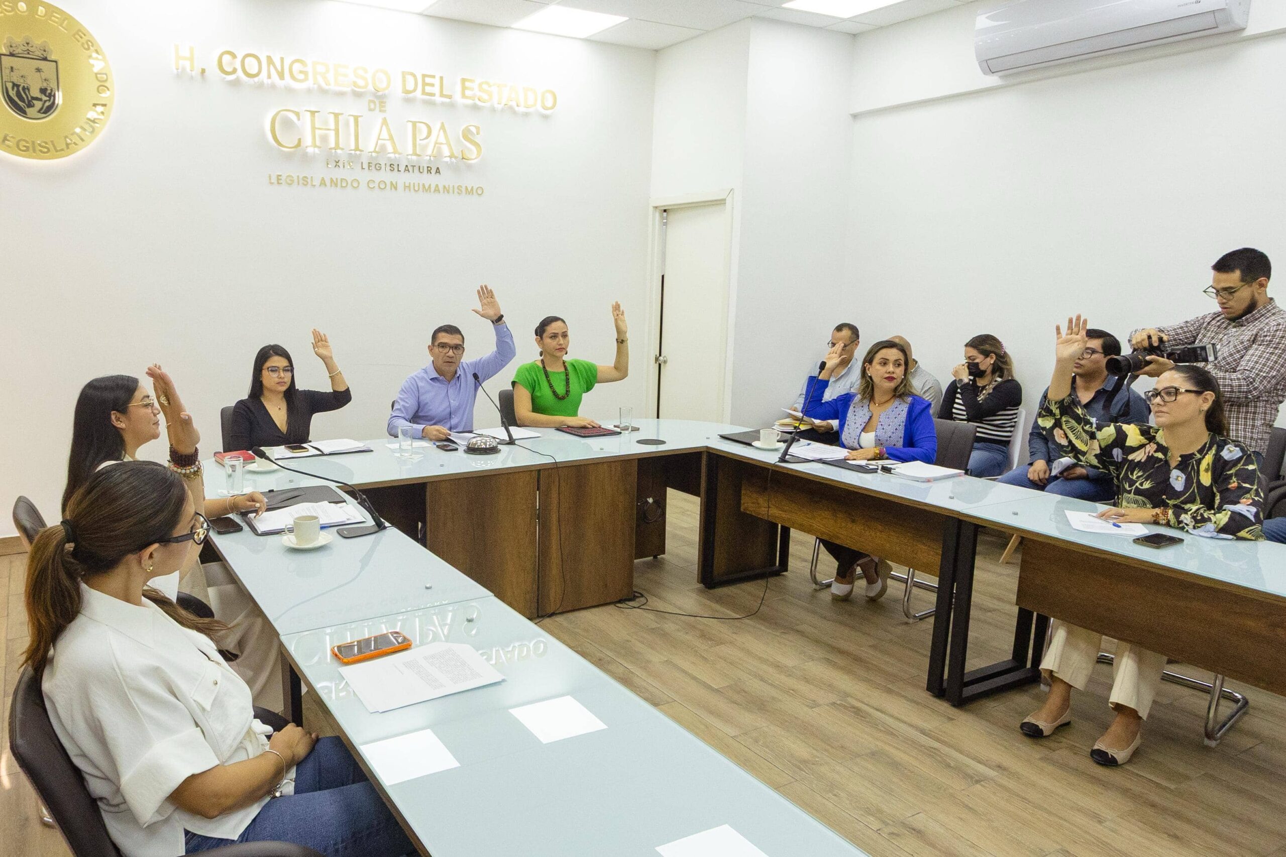 Comisión Permanente nombra a presidente de Bella Vista