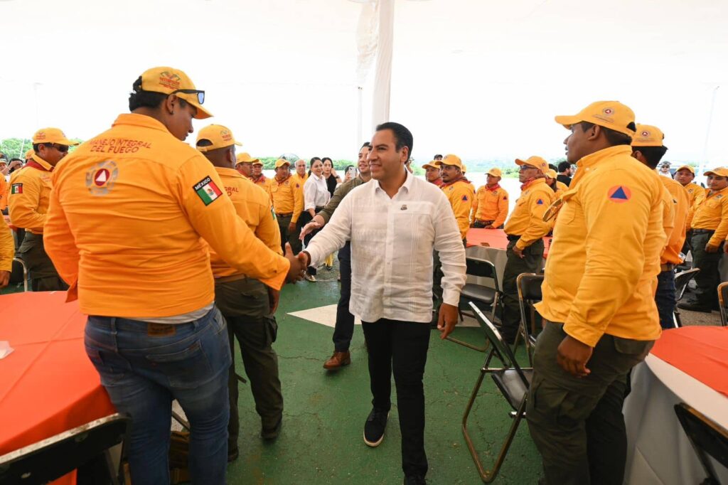 dia del combatiente de incendios 1