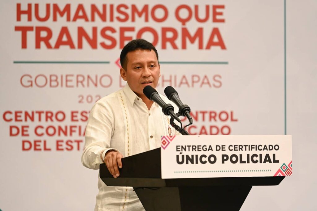 ERA ENTREGA DE CERTIFICADOS A POLICIAS 5 1