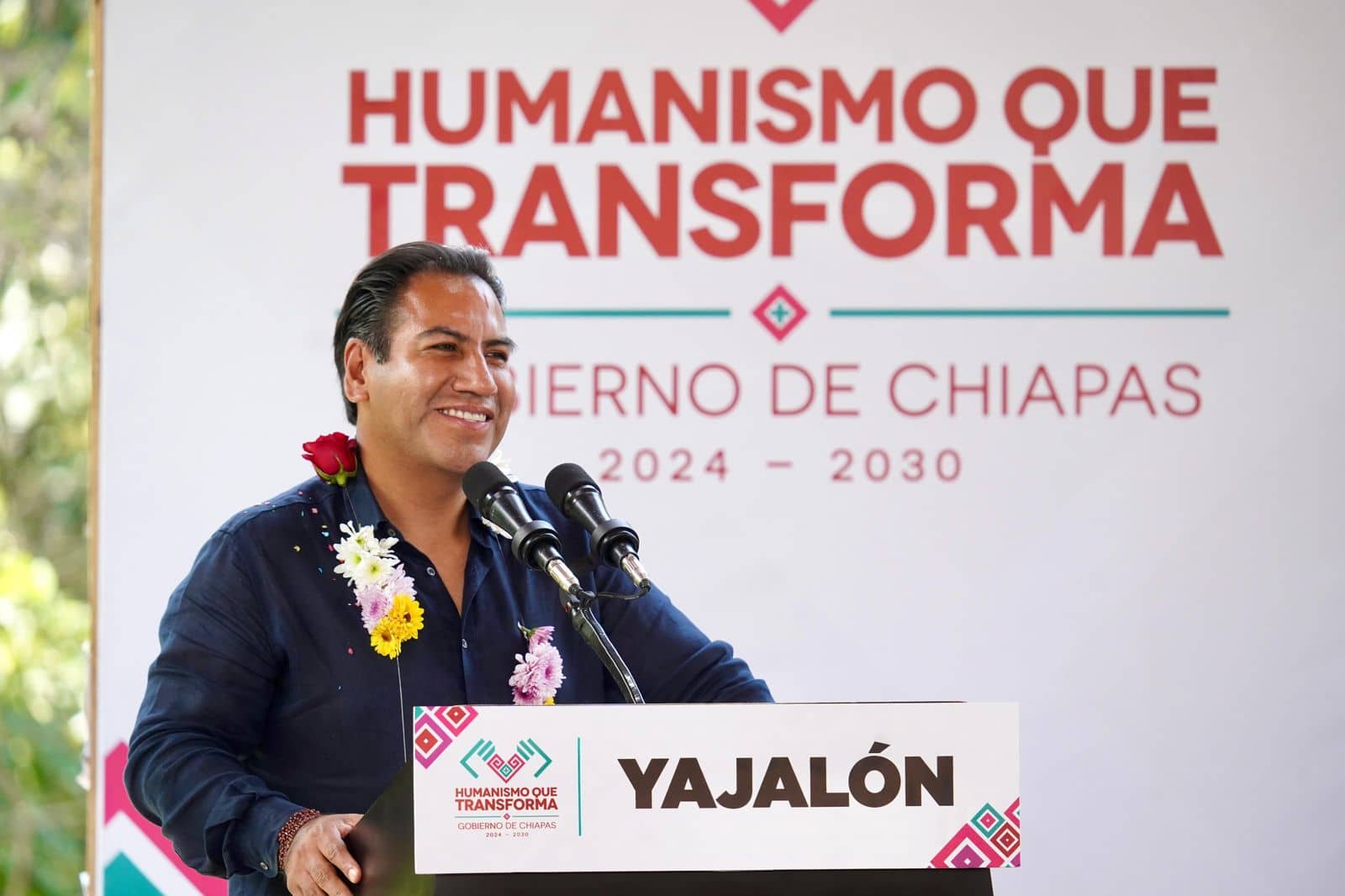 En Yajalón, Eduardo Ramírez refrenda compromiso con la educación y la atención a mujeres