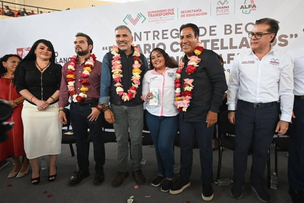 FOTO SEGUNDA ERA BECAS ROSARIO CASTELLANOS 1