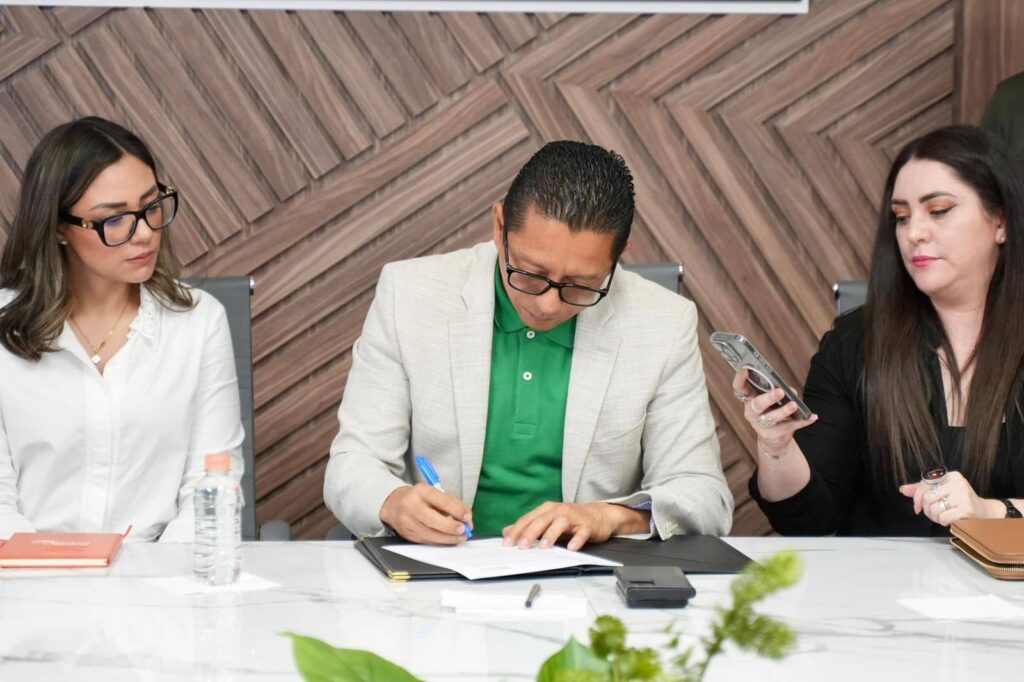 JORGE LLAVEN ABARCA 1