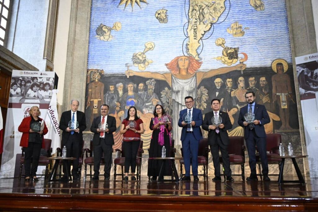 MARIO DELGADO Y EDUCACION CHIAPAS1 1