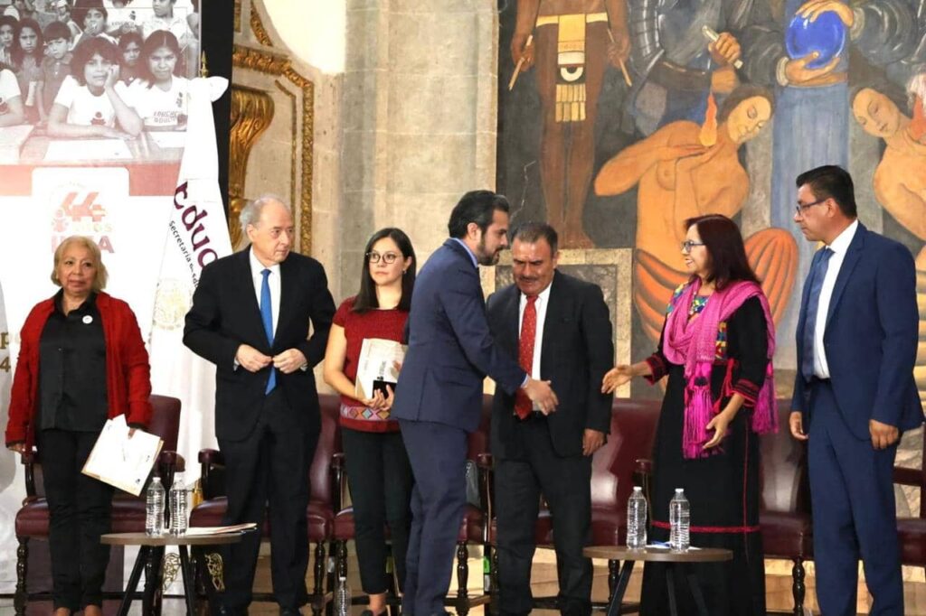 MARIO DELGADO Y EDUCACION CHIAPAS2 1