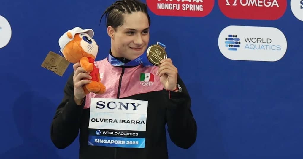 Osmar Olvera hace historia y se convierte en campeón del mundo; venció a los chinos en el Campeonato Mundial de Deportes Acuáticos de Singapur